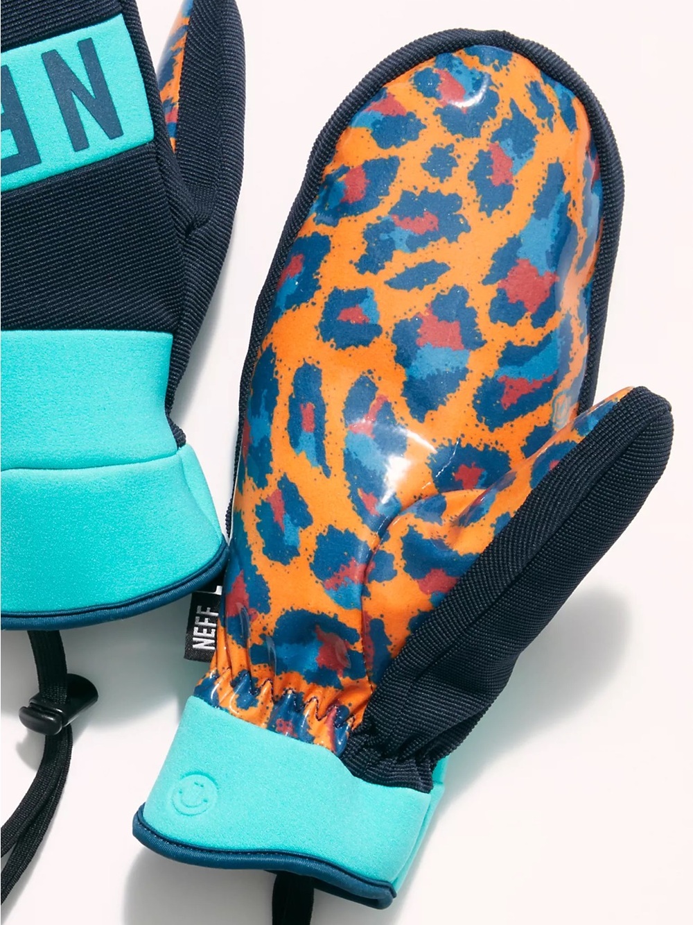 NEFF • Ripper Mittens - Picture 3 of 13